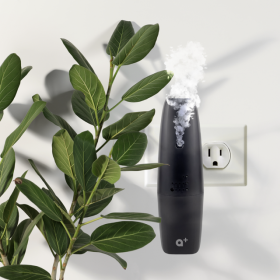 Plug-In Waterless Diffuser Black